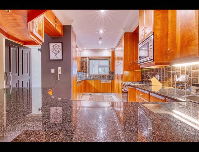 2 BEDROOM APARTMENT TO LET IN MORNINGSIDE
